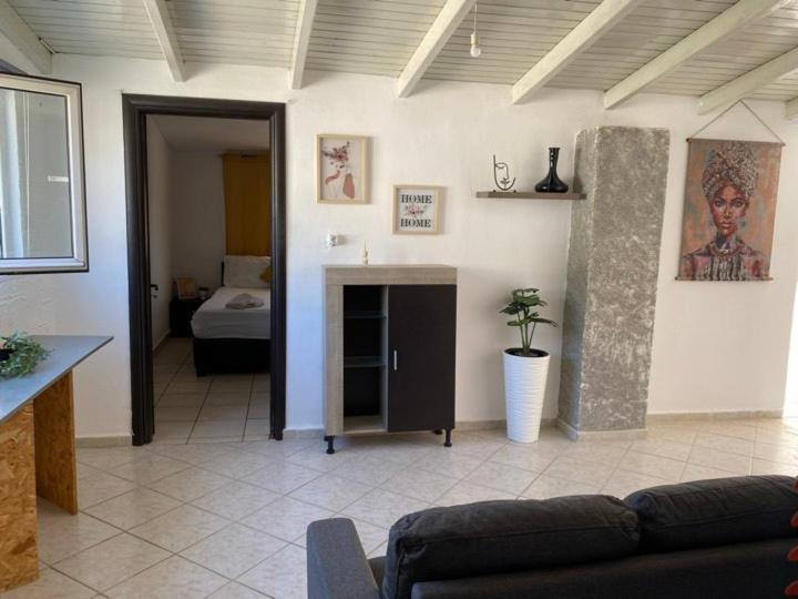 Popi'S Apartment Goníai エクステリア 写真